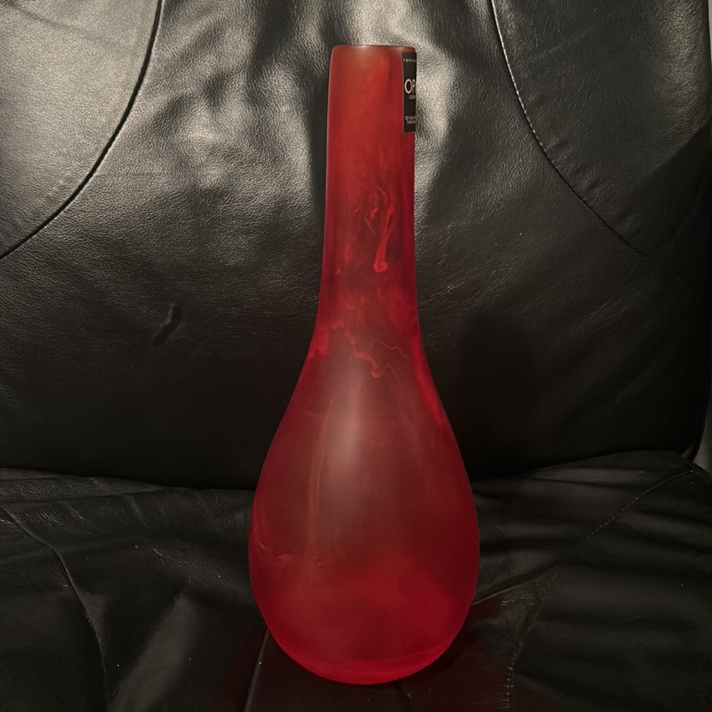 Red vase - Picture 4 of 7
